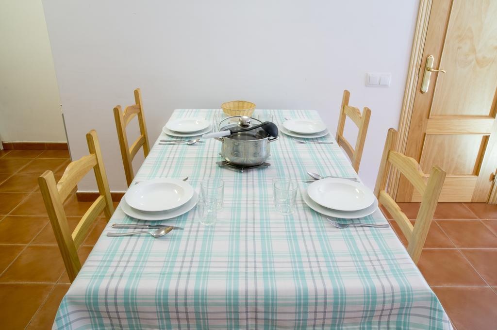 Apartamentos Casa Masover Buira Oda fotoğraf
